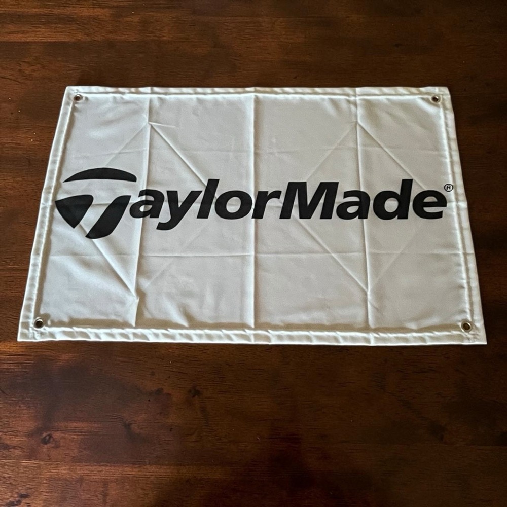 TAYLORMADE GOLF 15"x22" FLAG W/ GROMMETS White Black MAN CAVE Golfing Decor